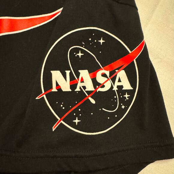 NASA Space Shuttle Discovery T-Shirt XL Black Graphic Tee Astronaut Space Logo - Picture 6 of 9